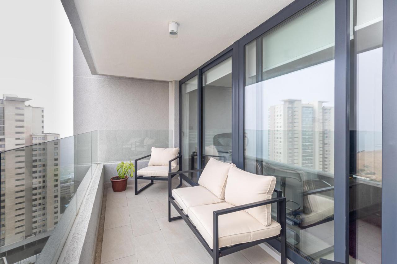 Apartamento Burgundy View 1br W/view, Balcony & Parking. *